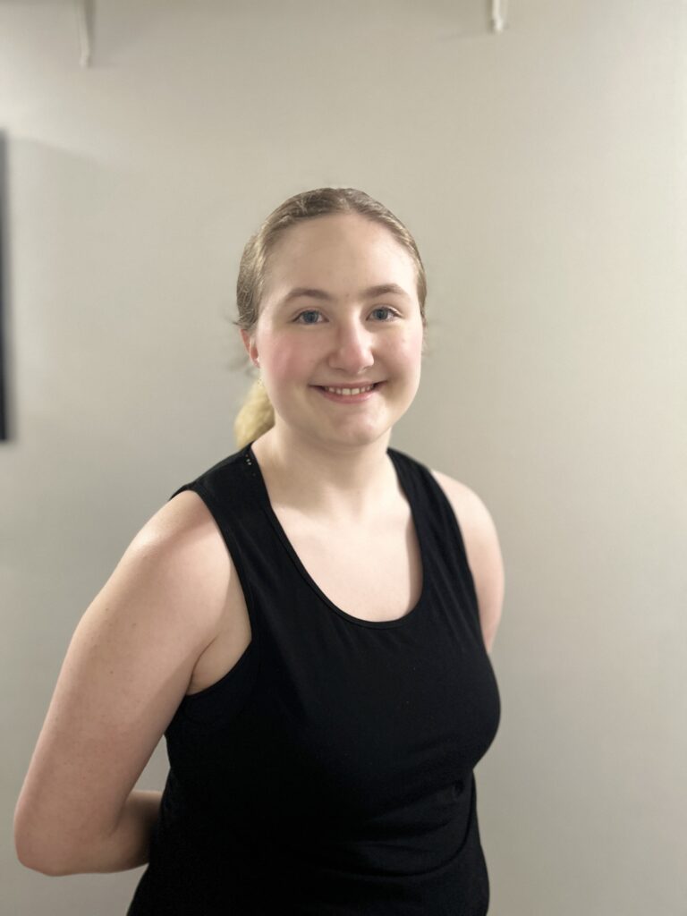 Lauren Gladden's headshot